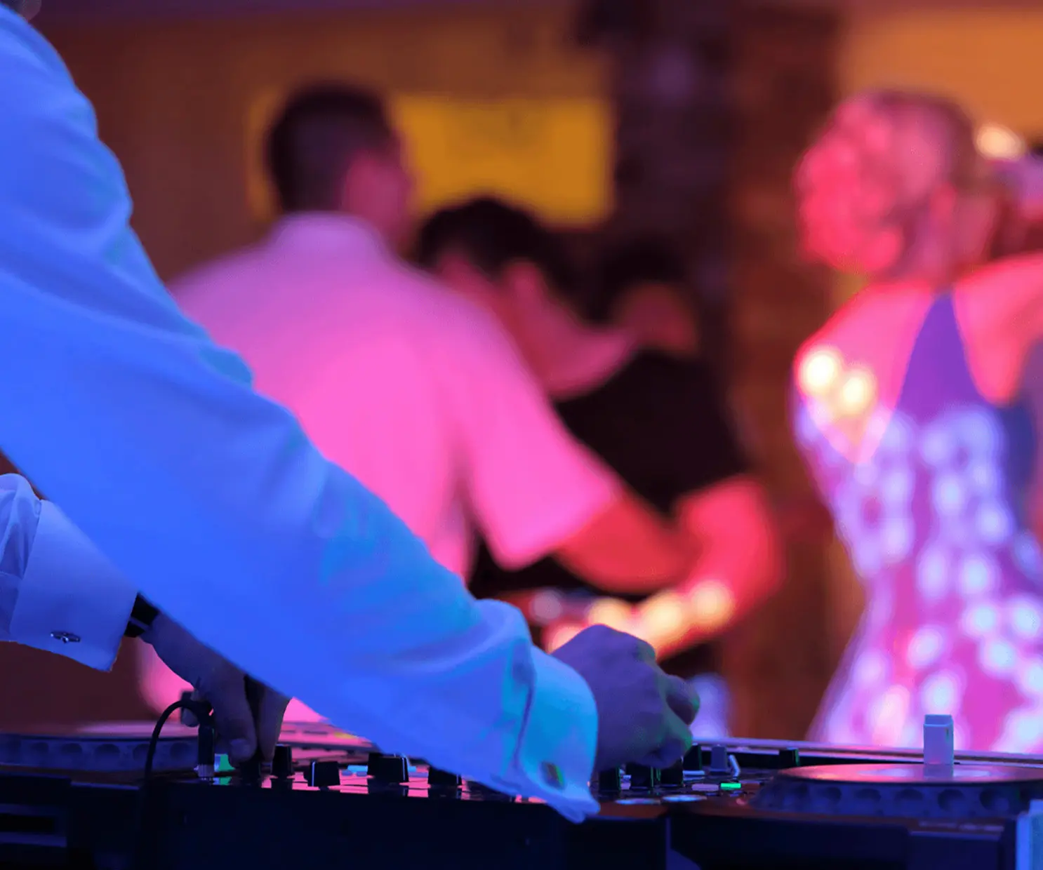 Wärmepumpe und Solaranlage an Neubau