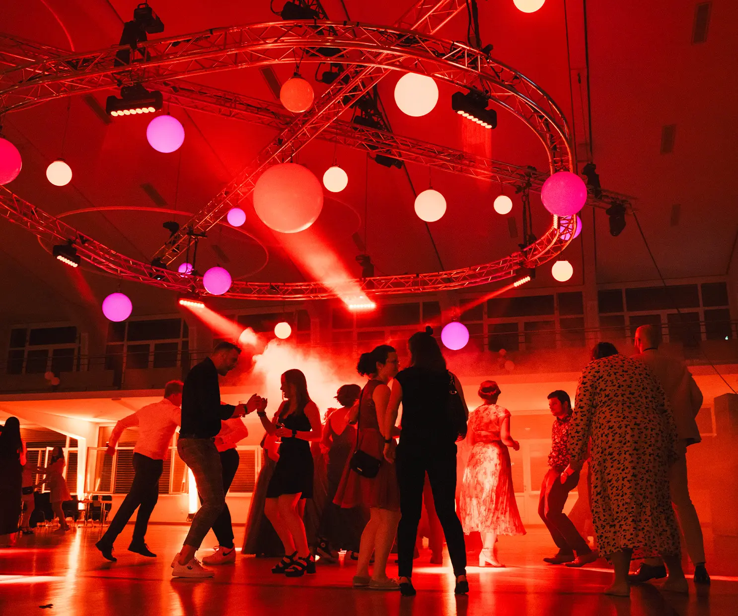 E-Ladestation an Firmenparkplatz